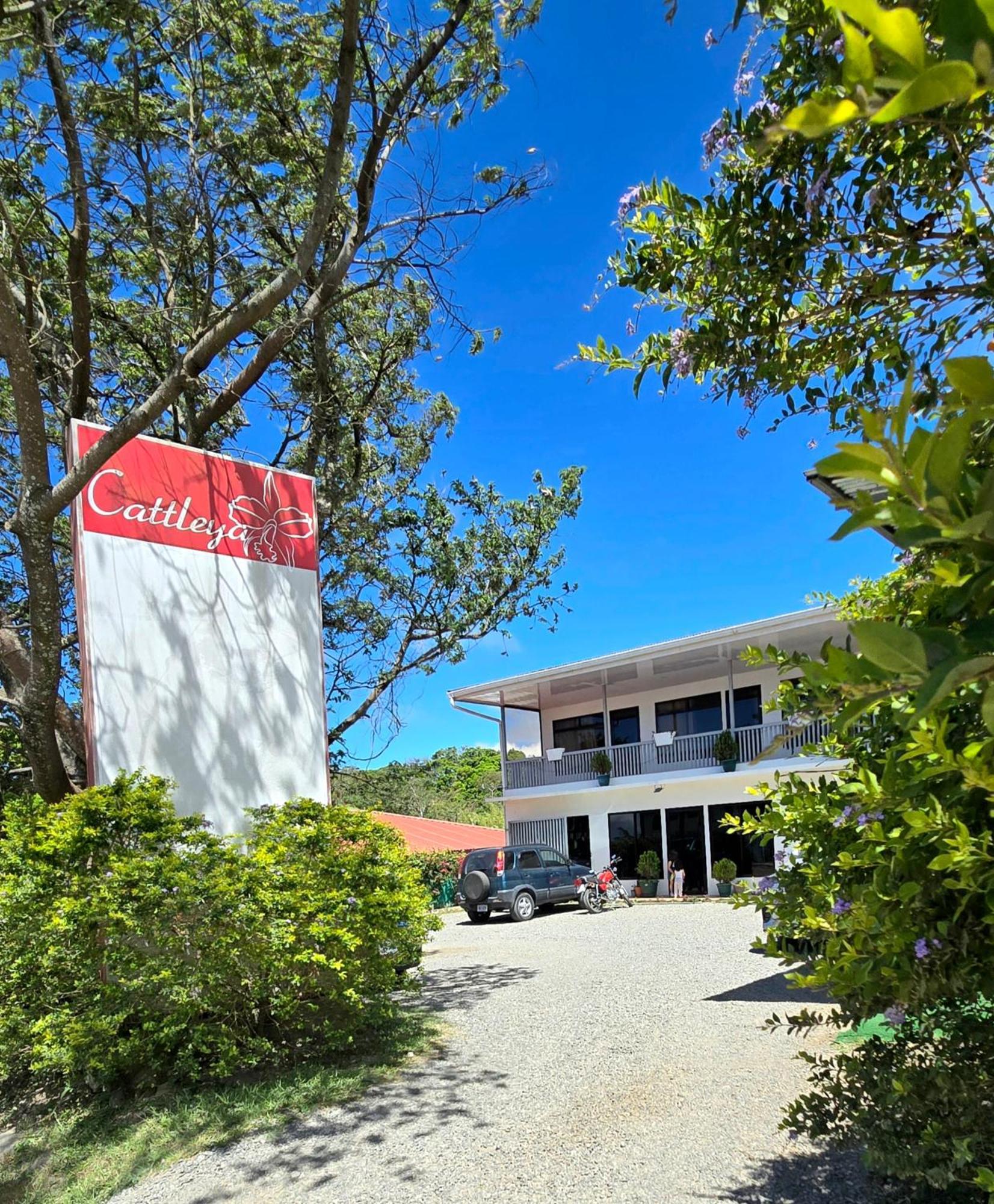 Cattleya Family Hotel Monteverde Exterior photo