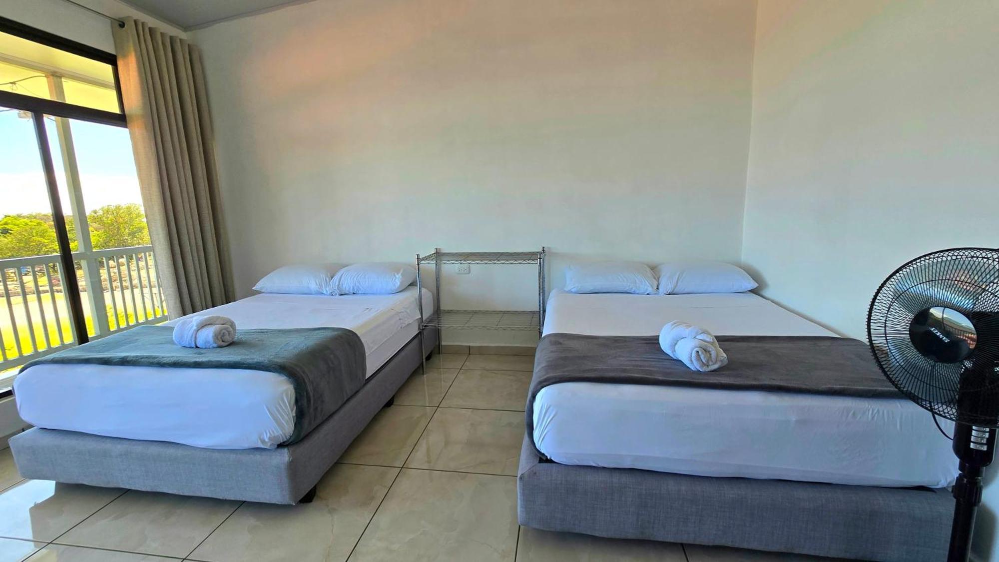 Cattleya Family Hotel Monteverde Exterior photo