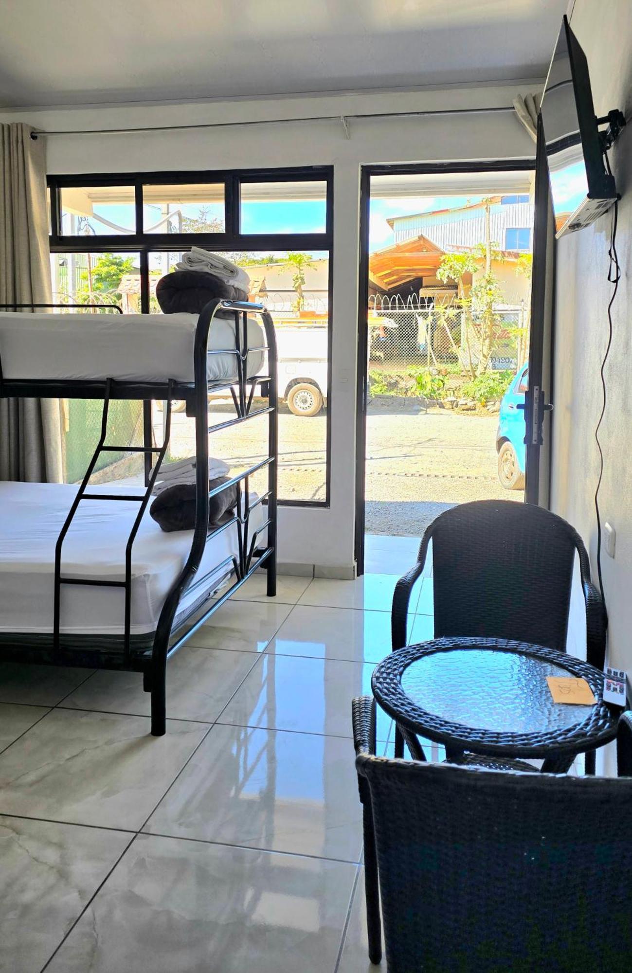 Cattleya Family Hotel Monteverde Exterior photo