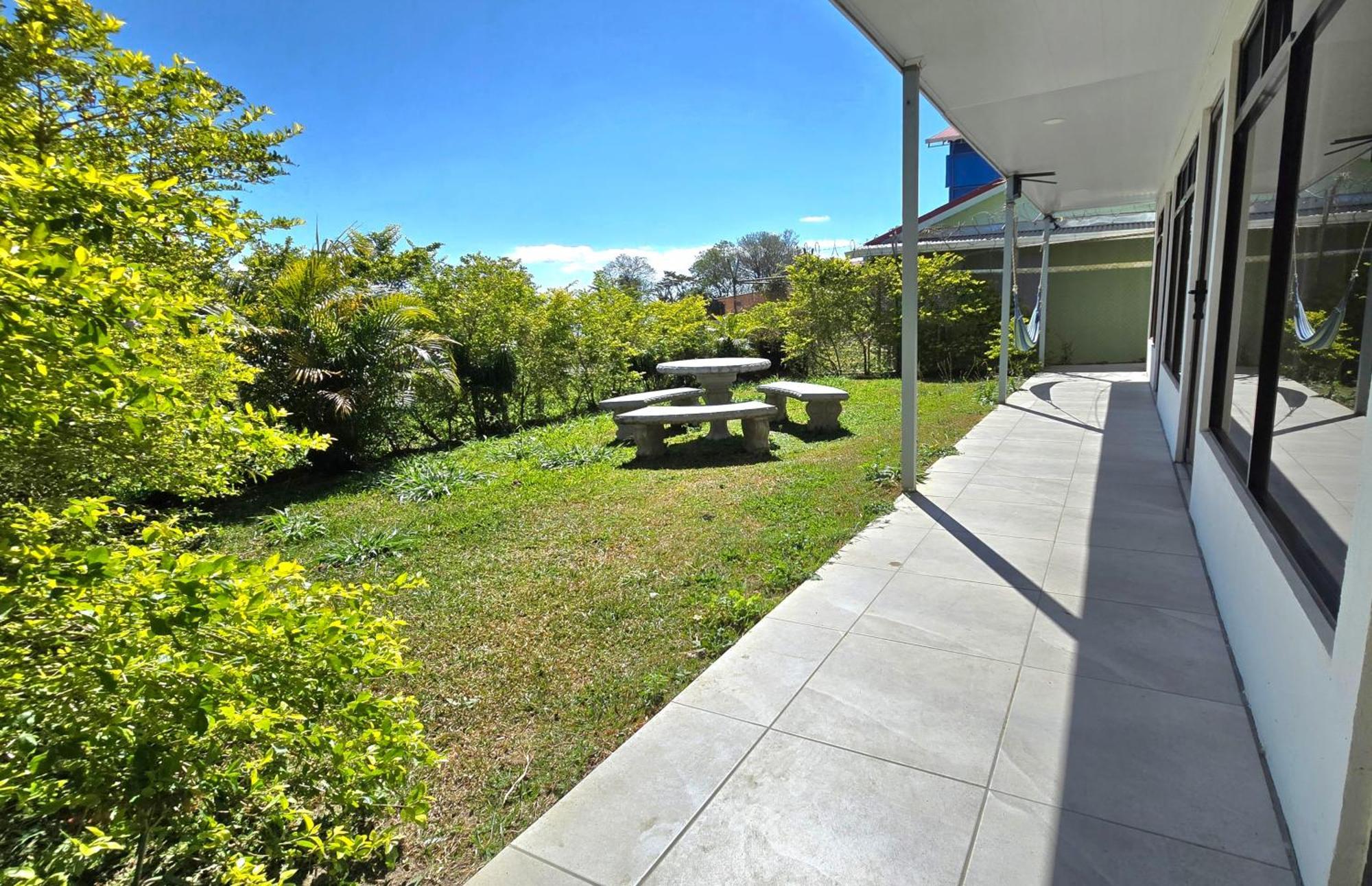 Cattleya Family Hotel Monteverde Exterior photo